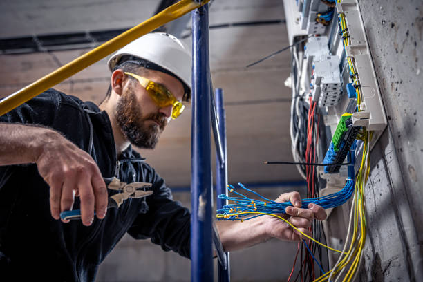 Best Affordable Emergency Electrician  in Parker City, IN